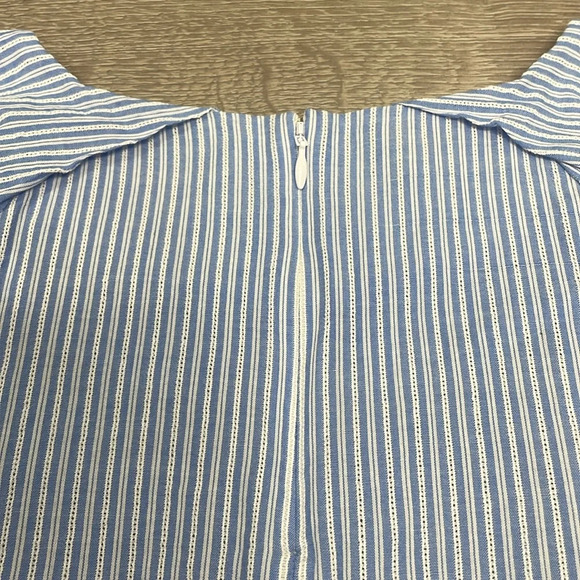 Ivanka Trump Blue and White Striped Short Flutter Sleeve Blouse Lace S - Picture 15 of 15